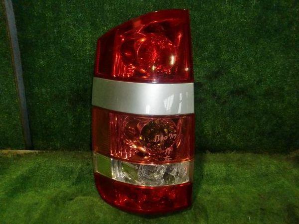 Toyota noah 2001 rear left combination lamp [1715600]