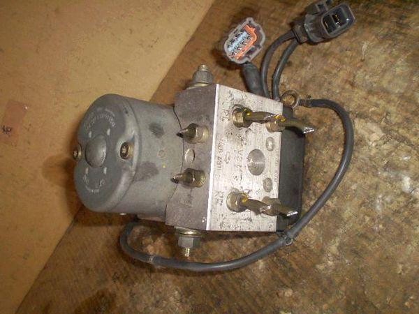 Nissan cube 1999 abs actuator [0742500]