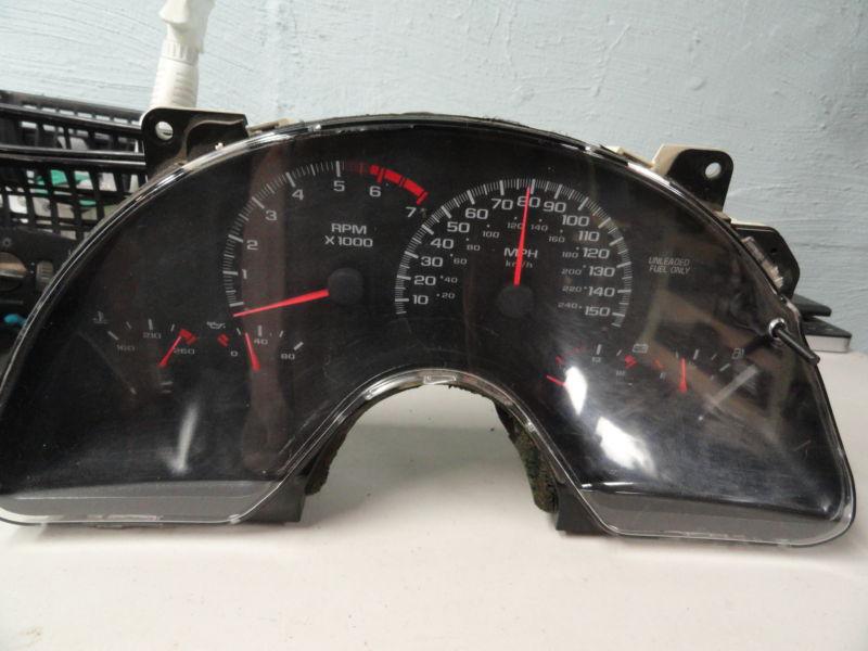 97 chevy camaro gauge cluster 150mph instrument dash panel v8 auto 142k  z28 