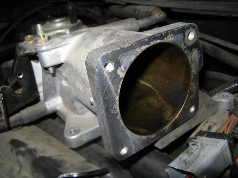 98 99 00 01 02 03 04 grand marquis throttle body