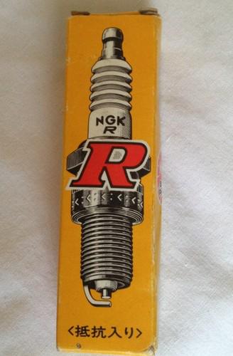 Ngk dr8es-l~spark plug