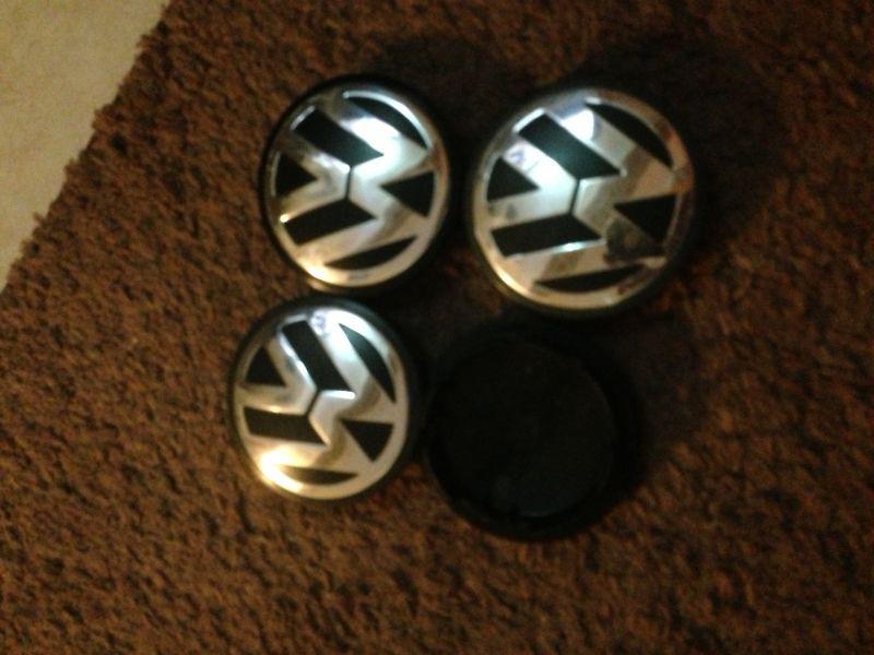 Volkswagen jetta passat gti r32 wheels center caps