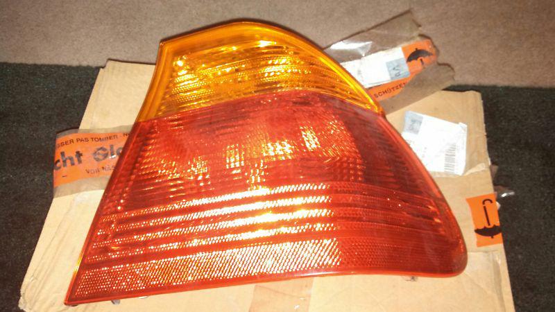 Bmw oe right side tail lamp 63 21 8 364 922