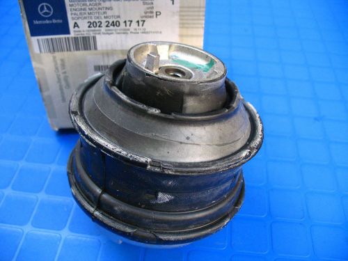 Mercedes benz genuine w202 engine mount front right c200 c220 c180 c 2022401717