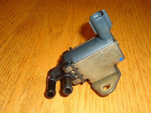 Mitsubishi eclipse galant stratus 2.4l 4g64 vapor canister purge valve mr323900