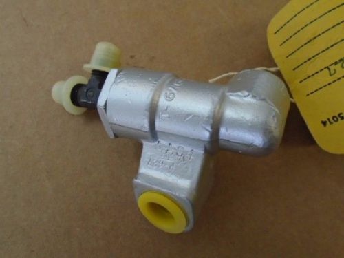 1 ea old overhauled shuttle valve assy for vintage aircraft  p/n: 2332977-500