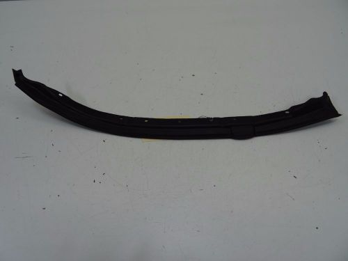 2000 - 2006 mercedes benz w220 s430 s500 front right fender seal oem