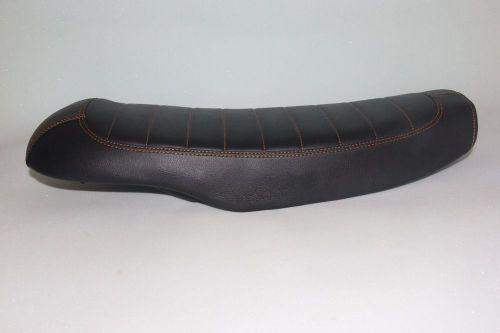 1979-1983 honda cx500c cx500 custom cafe racer seat 22 inches brat code: 1028