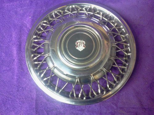 14&#034;  factory wire hub cap  -  oldsmobile ninety eight, toronado  / 1985  1986