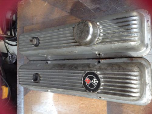 Gm corvette small block valve covers