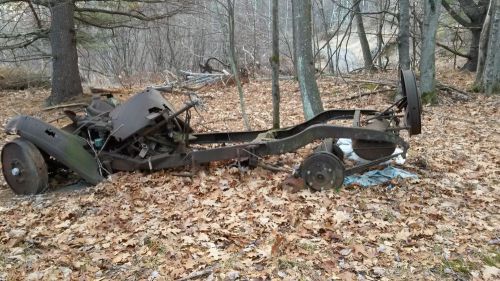 1921 chalmers engine, transmission, rear end, misc parts.  rare opportunity.