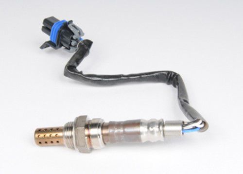 Oxygen sensor (position 3) fits 1996-2004 pontiac bonneville firebird mon