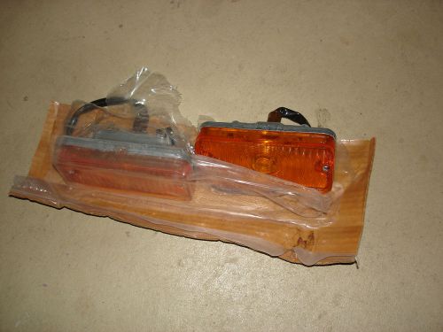 1967 1968 67 68 nos chevrolet chevy pick-up truck gm park lamp assemblies