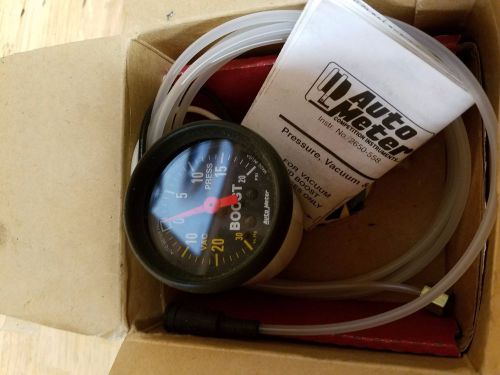 Autometer z-series mechanical boost and vacuum gauge 20 psi new in box pn 2601