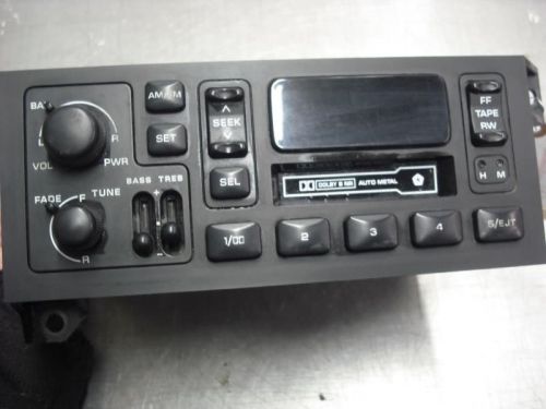 92 93 94 95 96 97 98 99 00 caravan audio equipment am-fm-cass 15410