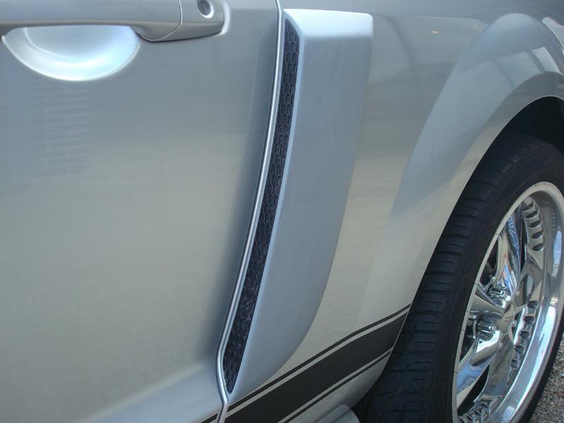 Painted ford mustang side scoops 2005-2009