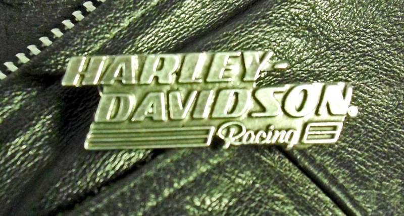 Harely-davidson racing logo motorcycle harley biker jacket hat pin 1027