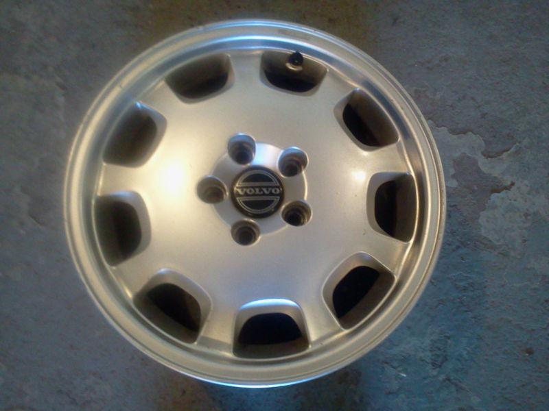 * 16 inch factory alloy rim - volvo s80 / 1999-2003