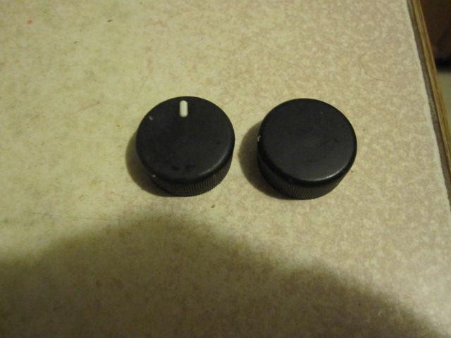 Buick century lesabre park avenue 2 radio control knobs 1997 1998 1999 2000 2001