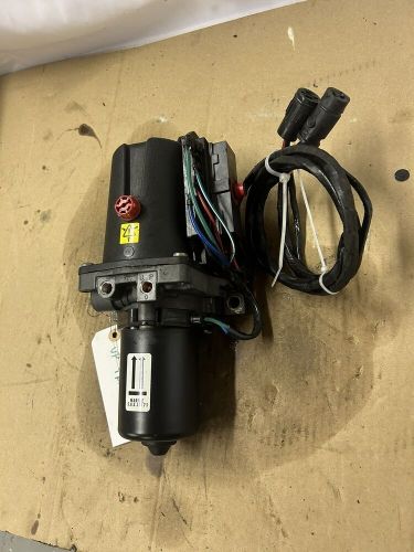 Volvo penta sx / omc cobra trim / tilt hydraulic trim pump 3860879