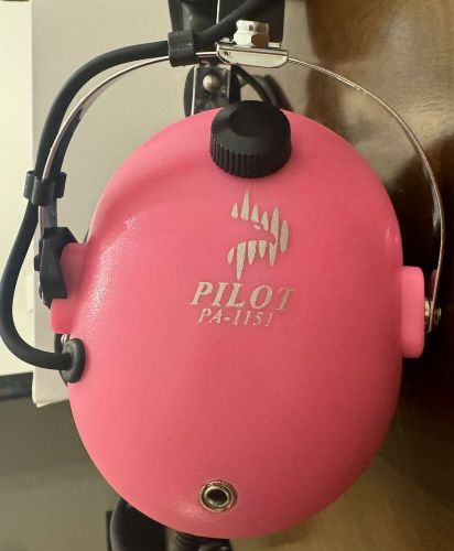 Hot pink, youth aviation headset w/ airplane plug by pilot usa  pa-1151acg