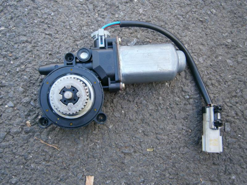 03,04,05,06,07 jeep liberty window motor left rear(motor only, no regulator)