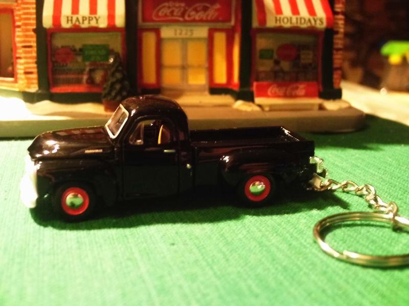 1954 studebaker 3r pickup truck custom key chain - black