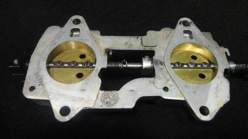 Upper upper throttle body #5004642 evinrude 2000-05 200-250hp #2 (538)