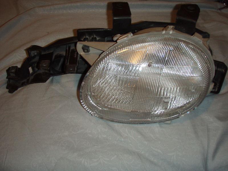 Headlight 95 96 97 98 99 dodge neon driver left 