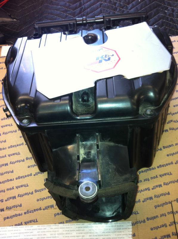 09 zx6r airbox air box 600 zx-6r zx 6r 10 11 12 some damaged