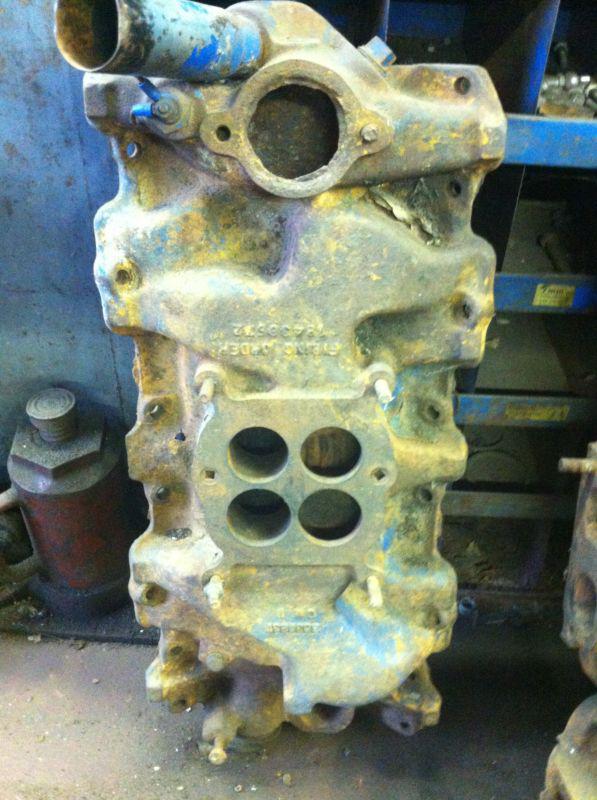 348/409 intake manifold