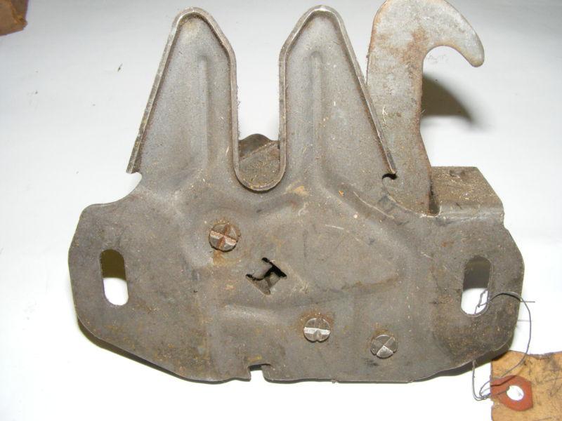 1969 ford fullsize hood latch "hook type" nos new old stock c9az-16700-a