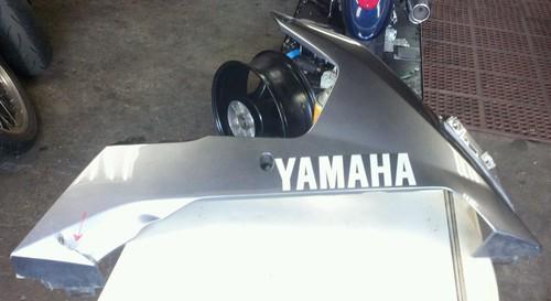 Yamaha r1 right side lower 