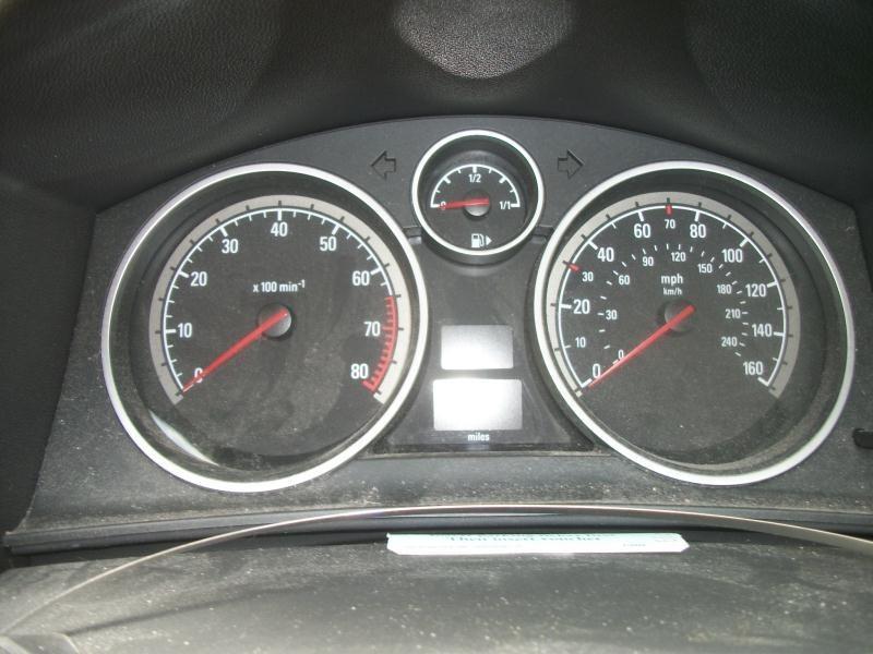 Speedometer 08 09 saturn astra mph automatic 1117204