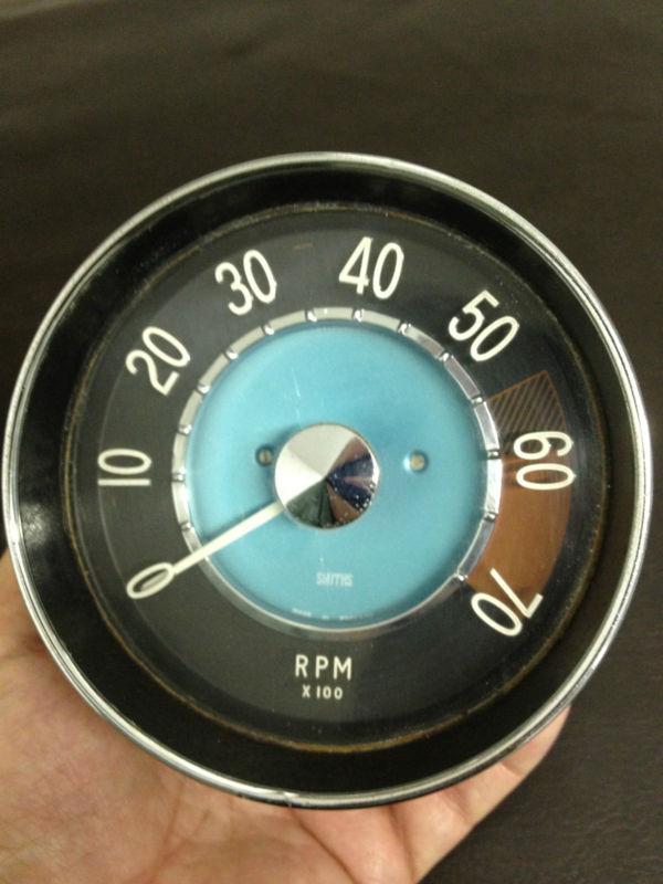 Volvo p1800 1800 1800s tachometer