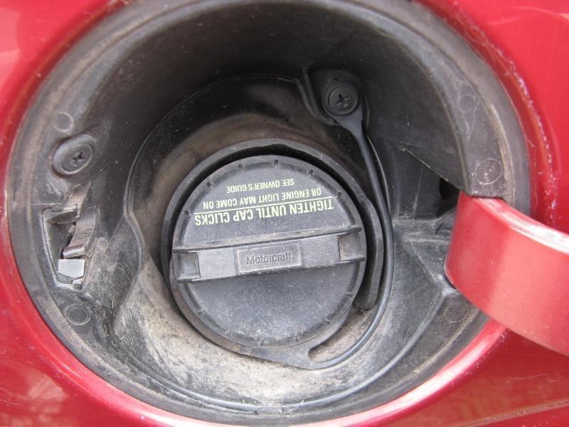02 03 04 focus fuel gas tank from 12/06/01 id 2m51-9002-aa and ab 17284