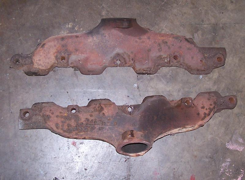 2 ih international harvester scout ii 80 800 b exhaust manifolds 152 196 266 304