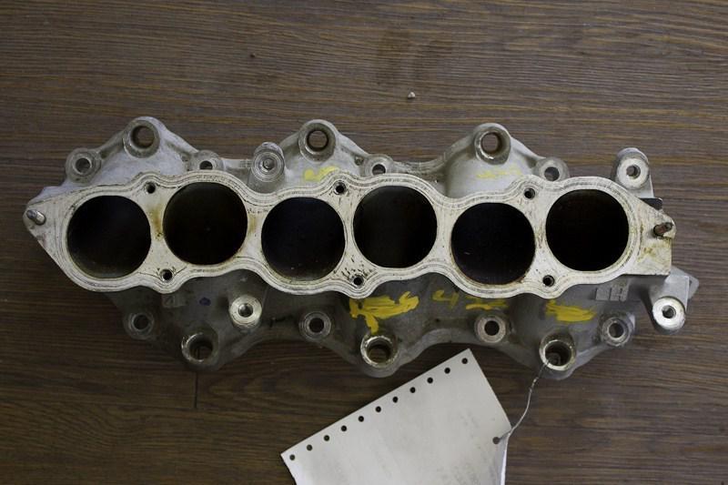 2003 2004 2005 2006 2007 infiniti g35 intake manifold lower 5070