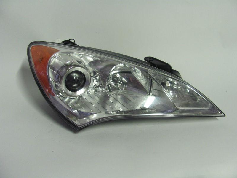 09 2010 2011 2012 hyundai genesis oem right halogen headlight nice!