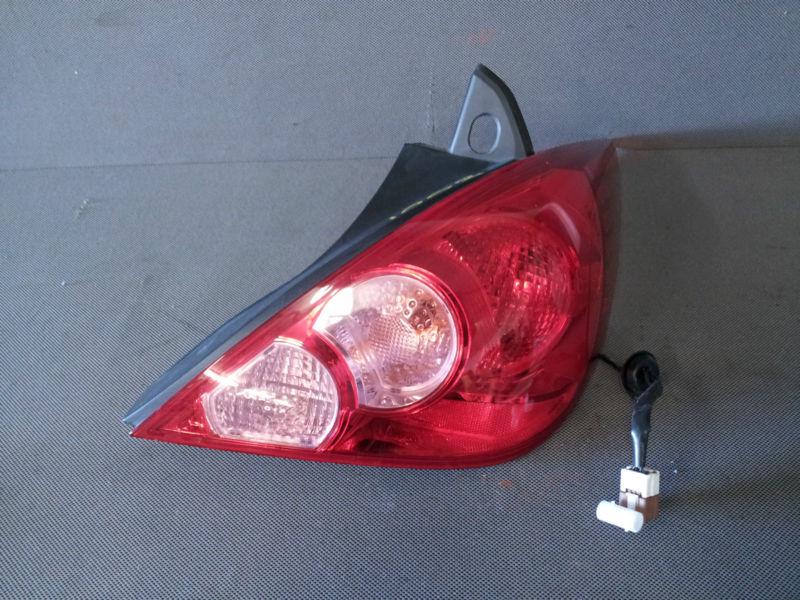 2007-2009 nissan versa passenger side tail light 26550-em00a