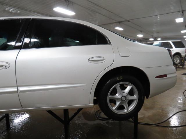 2001 oldsmobile aurora rear or back door left 2411654