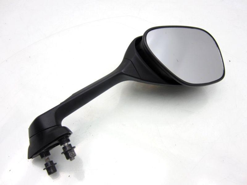 09 10 11 gsxr1000 gsxr 1000 gsx-r1000 right mirror & blinker