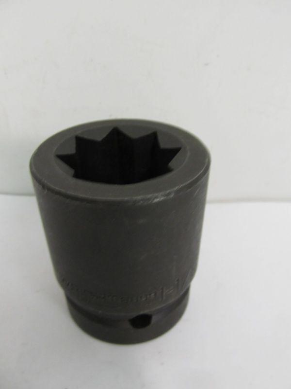 Wright, 8809, 1 1/8", 1" drive, 8 point double square railroad socket
