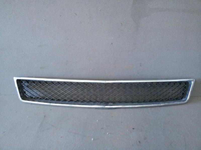 2007-2012 chevrolet suburban tahoe avalanche front center lower grille 15835084