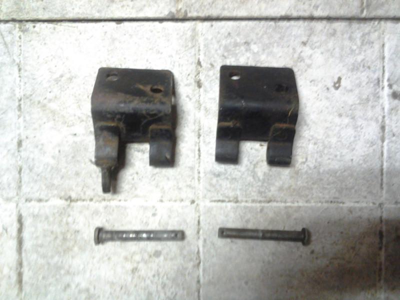 1970 suzuki tc 90 blazer oem seat hinge plus pins