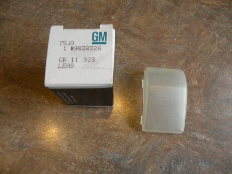 Genuine gm part  1971 1972 1973 1974 1975 1976 full size quarter lamp lens