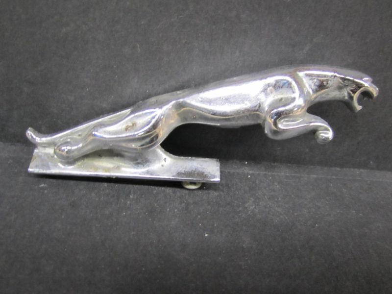 Jaguar xj6 hood emblem ornament oe " leaping cat "