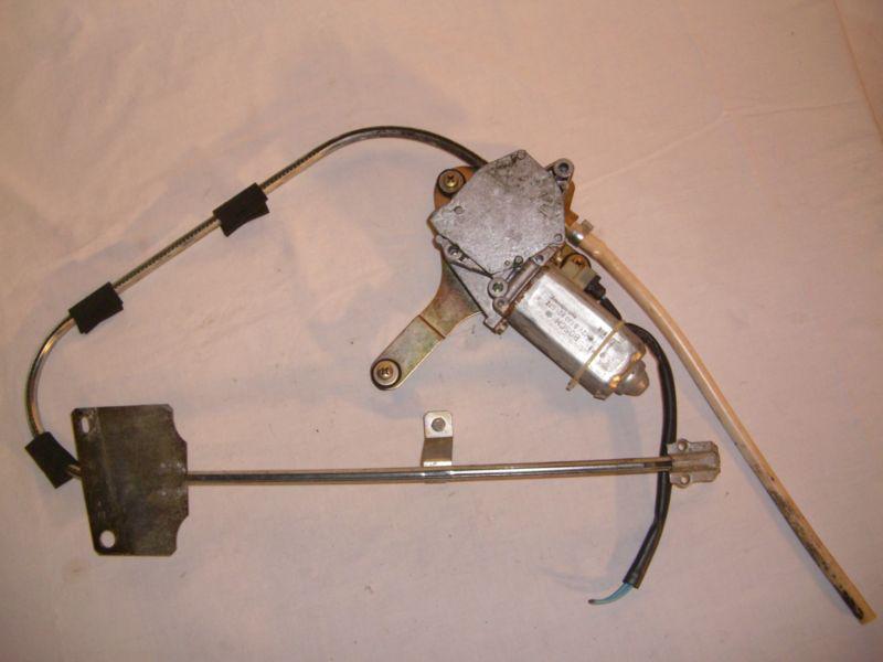 Alfa romeo milano or 75 - driver side rear window regulator with motor