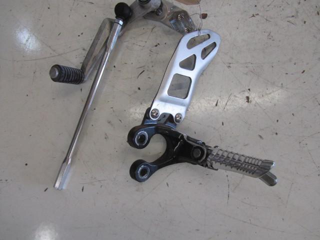 11 12 gsxr 600 750 left rear shifter assembly oem straight no reserve