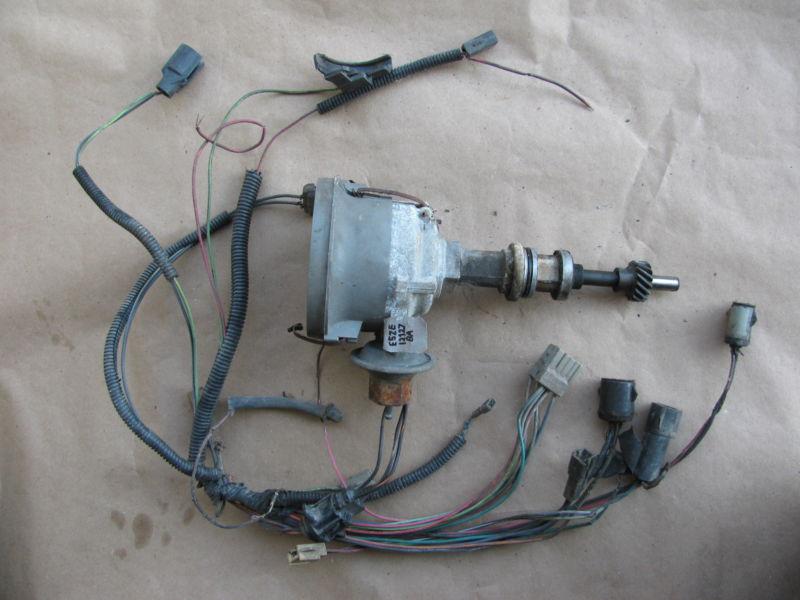 85 mustang 5.0 distibutor w/ steel gear and damaged engine wiring harness